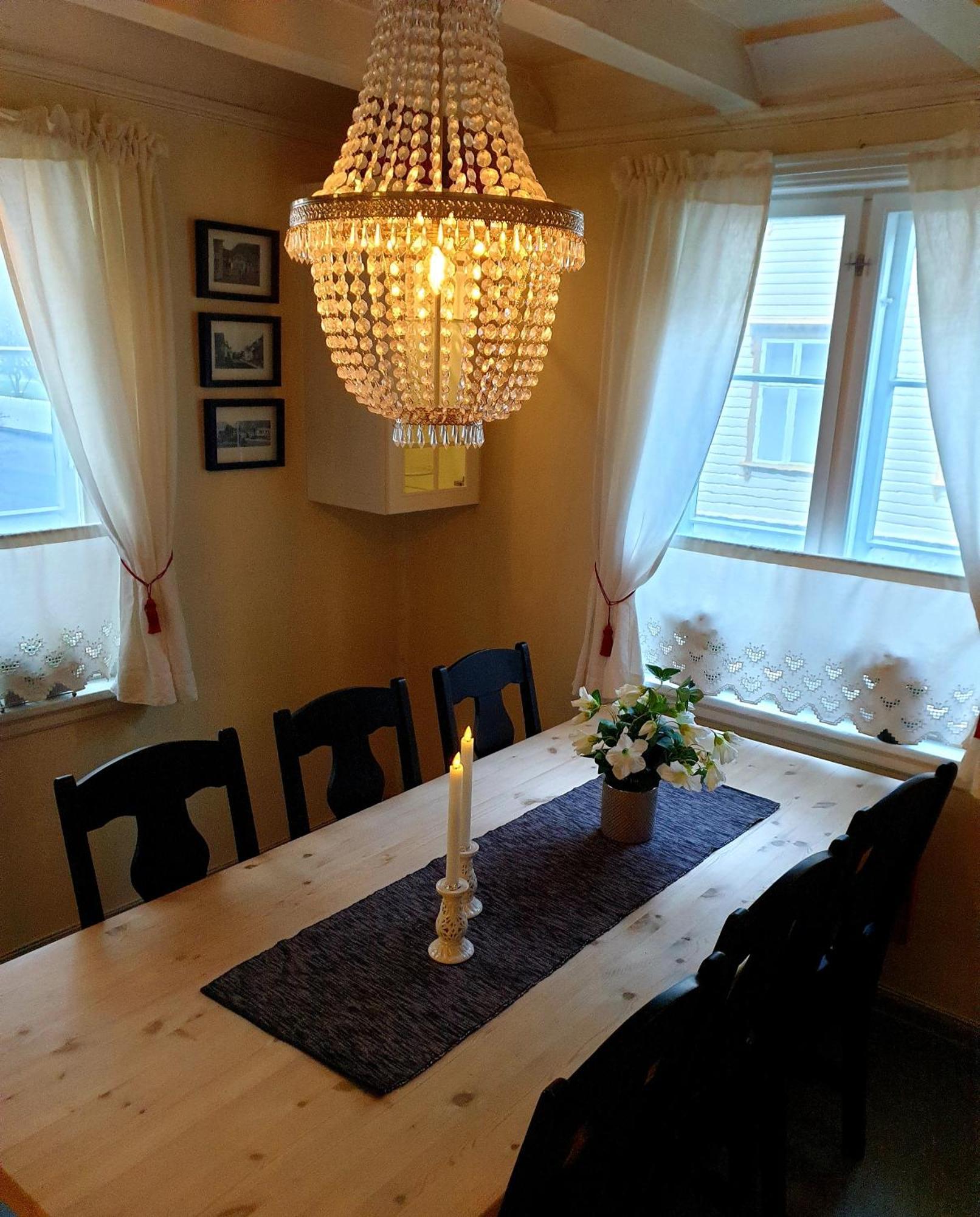 Kvammehuset Pa Gamle Laerdalsoyri Villa Bagian luar foto